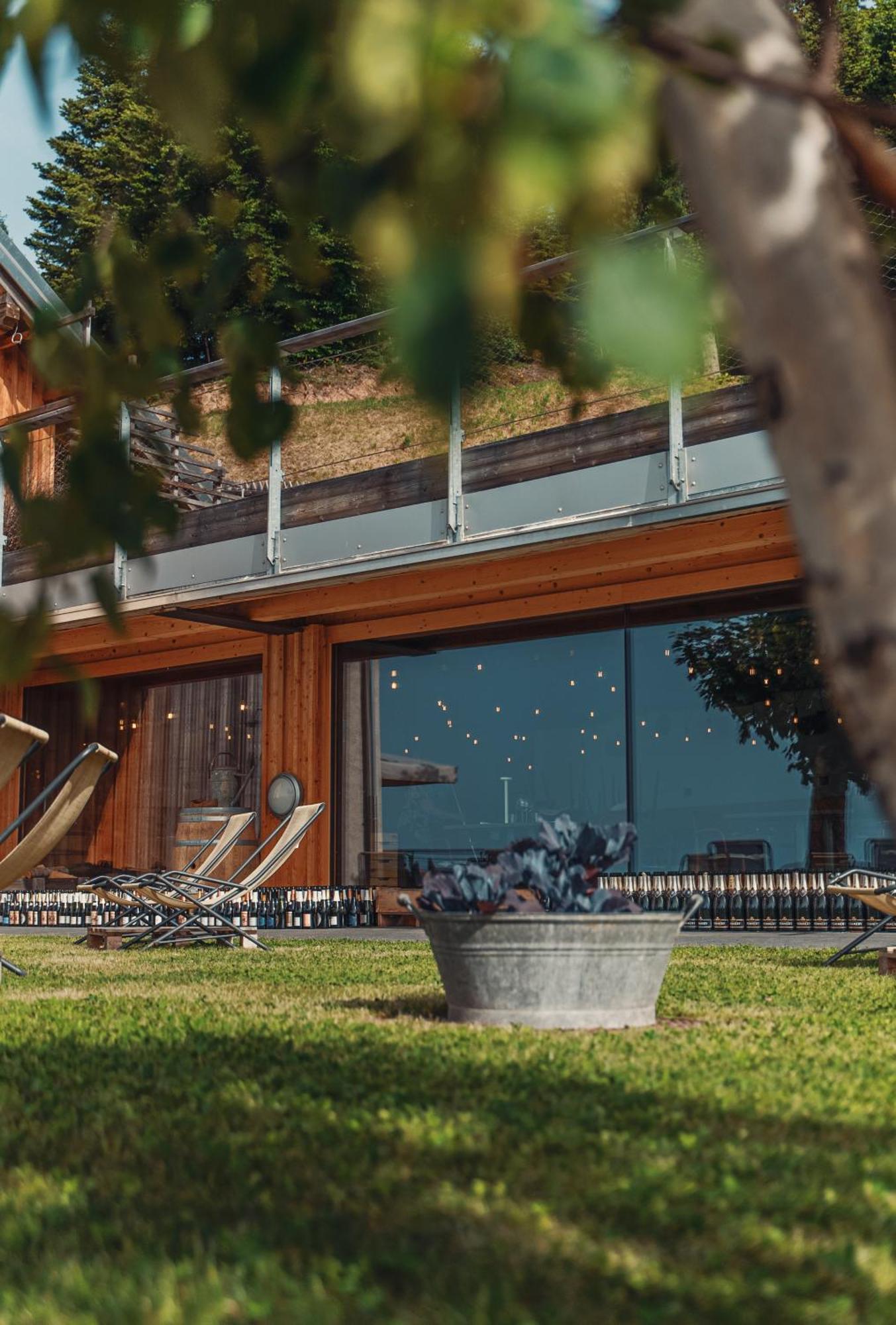 Nif: Alpine Taste Hotell Levico Terme Exteriör bild